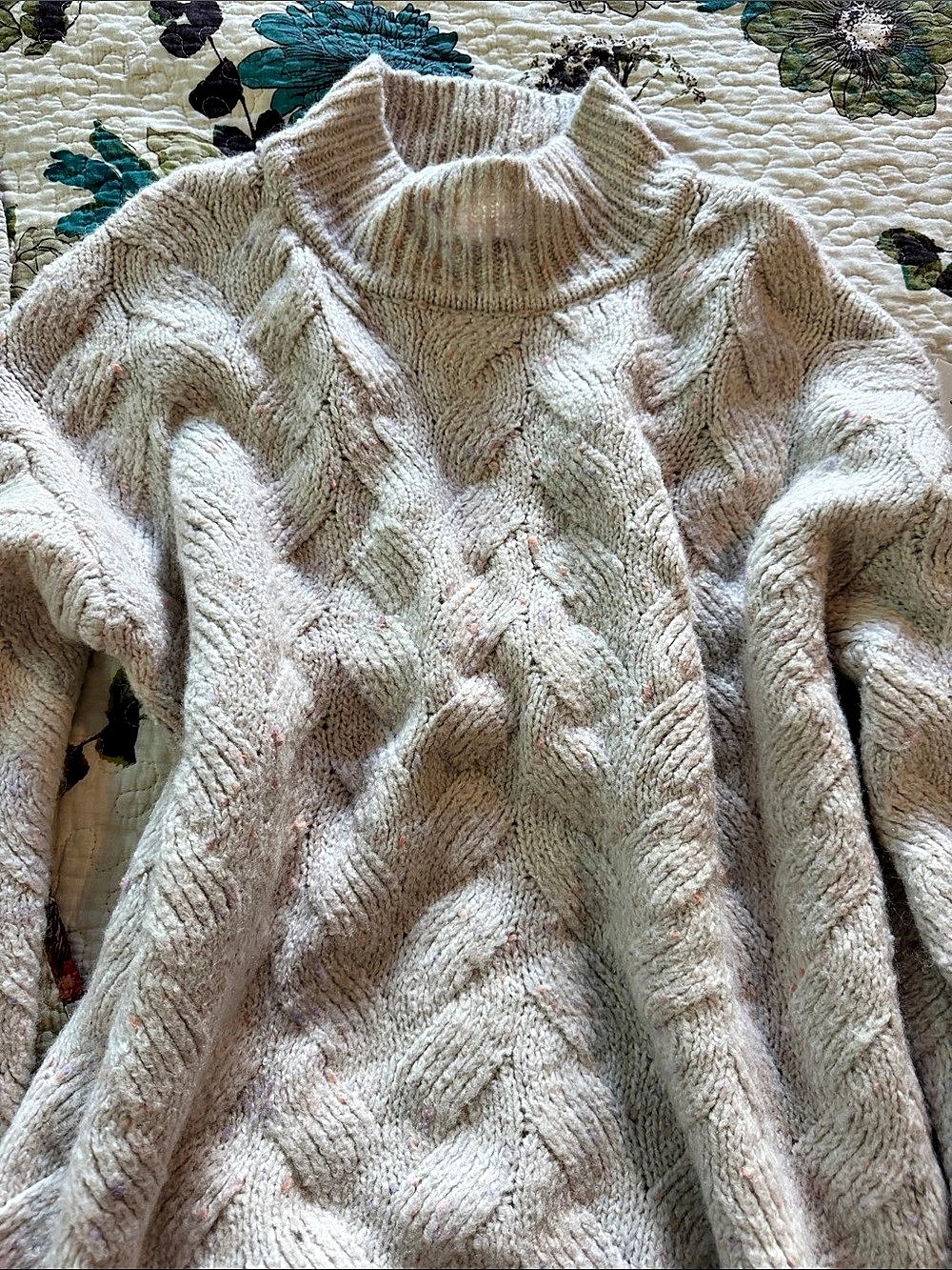 Joie Cable Knit Turtleneck Cream Size XL NWT
